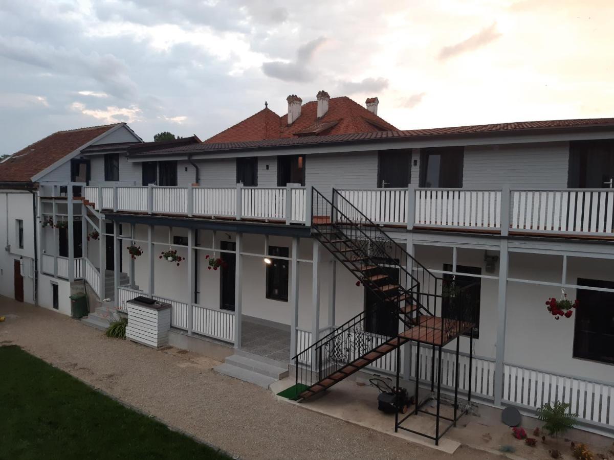 Casa J. Gusbeth Apartment Brasov Luaran gambar