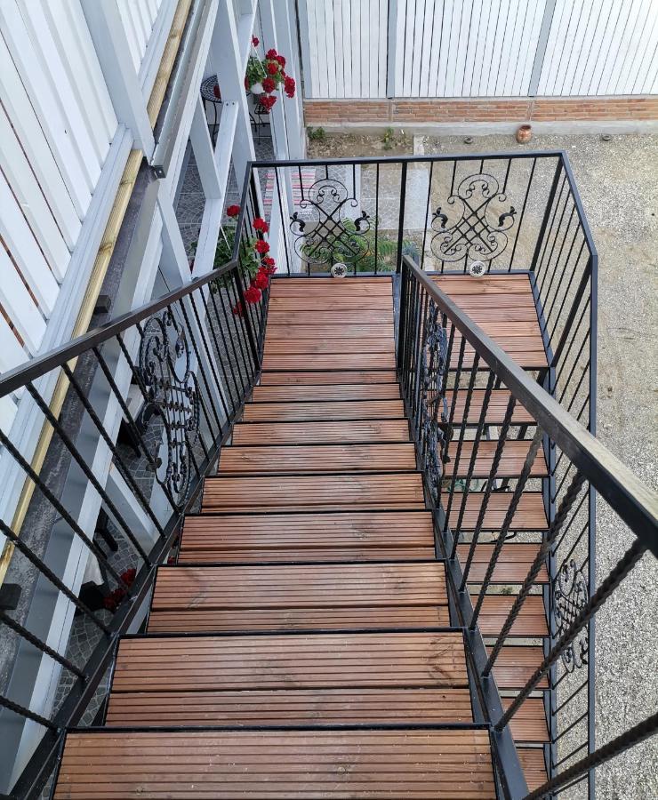 Casa J. Gusbeth Apartment Brasov Luaran gambar