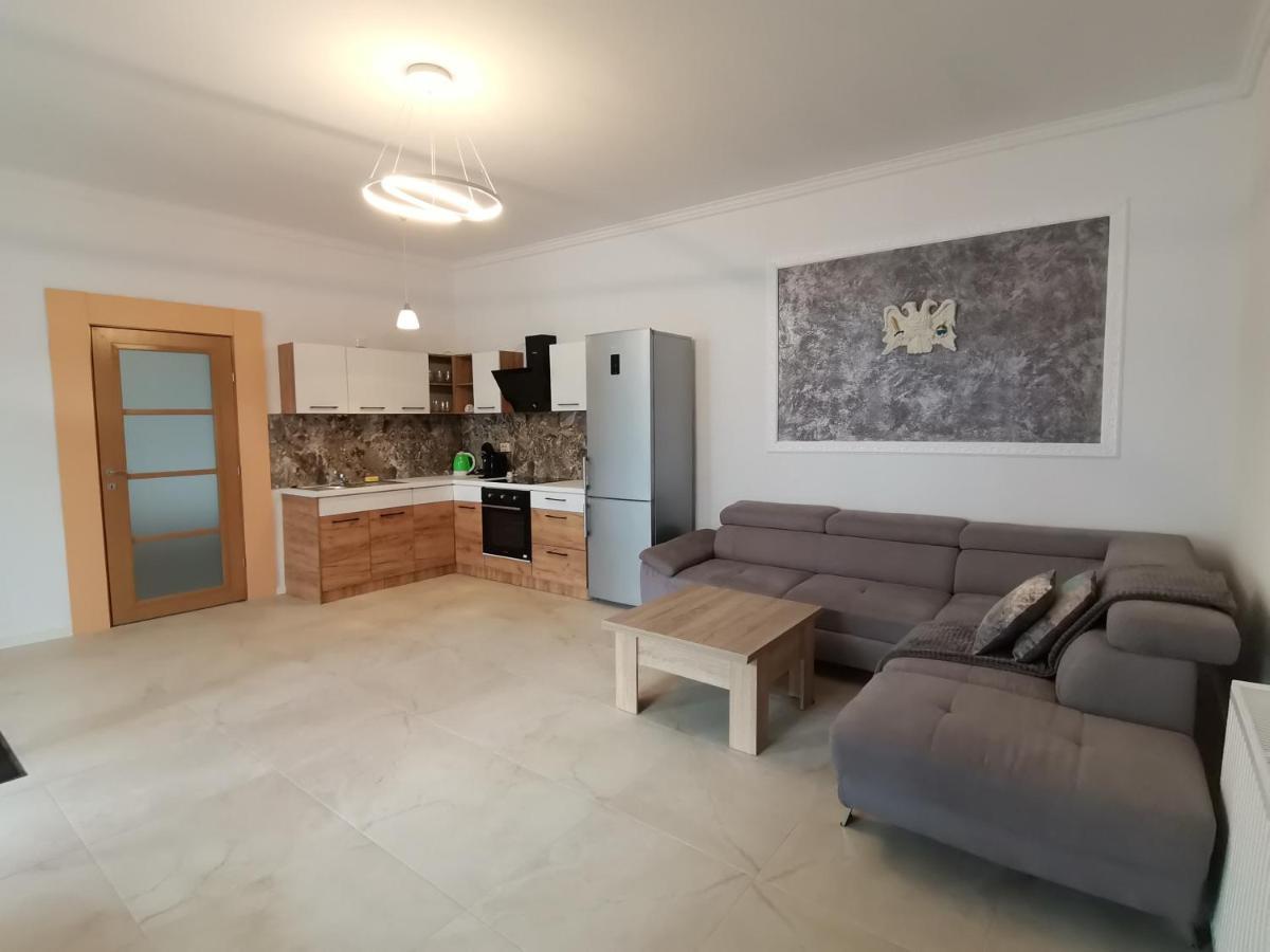 Casa J. Gusbeth Apartment Brasov Luaran gambar